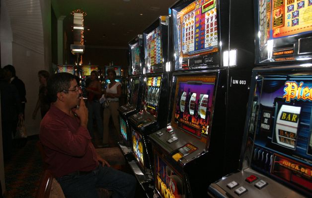 Impuesto a  los apostadores afecta la industria de juego 