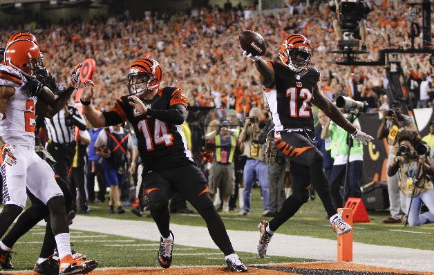 Los Cincinnati Bengals también se encuentran invictos en esta temporada. Los Cincinnati Bengals también se encuentran invictos en esta temporada.