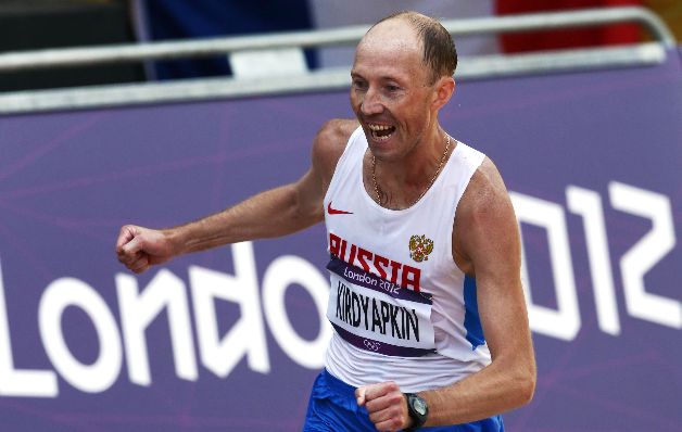 Manchado: En 2012, Sergey Kirdyapkin acudió a los Juegos Olímpicos de Londres de 2012 en los que consiguió la medalla de oro sobre la distancia de 50 km marcha. Esta no es la primera vez que el ruso es asociado al dopaje. Manchado: En 2012, Sergey Kirdyapkin acudió a los Juegos Olímpicos de Londres de 2012 en los que consiguió la medalla de oro sobre la distancia de 50 km marcha. Esta no es la primera vez que el ruso es asociado al dopaje.