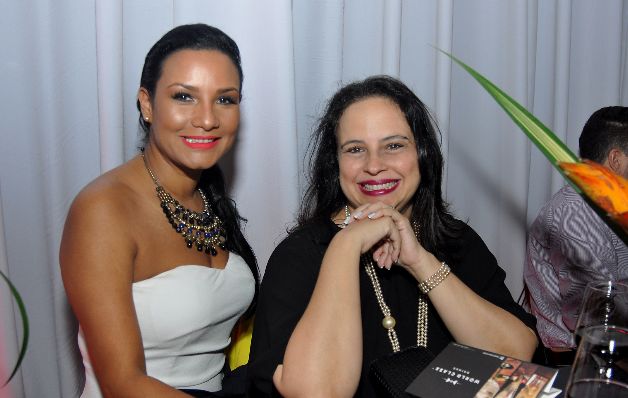 4. Nanin Rivera y Liz Michelle De León.