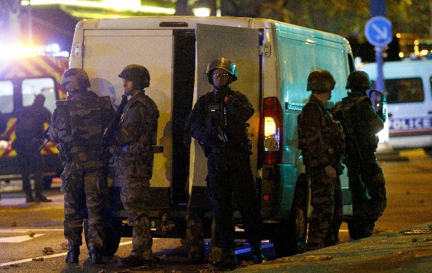Soldados franceses se tomaron las calles de la capital. / EFE