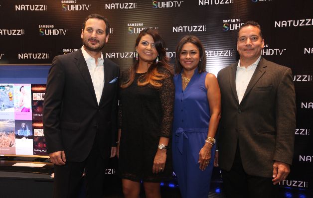 1. Agustín Nápoli, Lizbeth Saavedra, Gipsi López y Harvey Striem. 