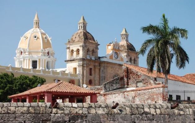 Libro sobre Cartagena de Indias