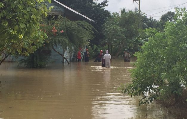 Inundaciones afectan casas en Barú y Divalá 