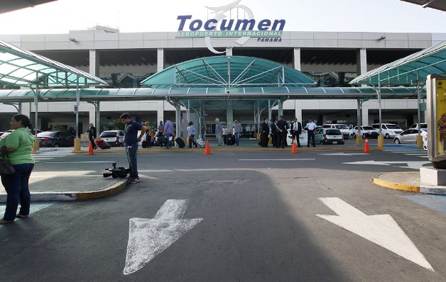 En el terminal se recibe una mayor afluencia de pasajeros europeos. / Archivo