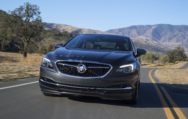 El Buick LaCrosse 2017 saldrá a la venta en 2016