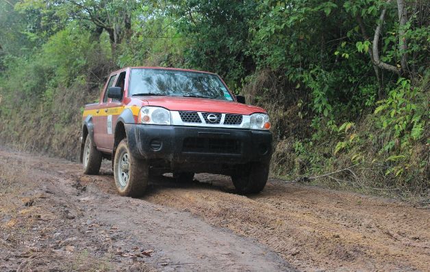 Lluvias dañan los caminos en Las Minas 