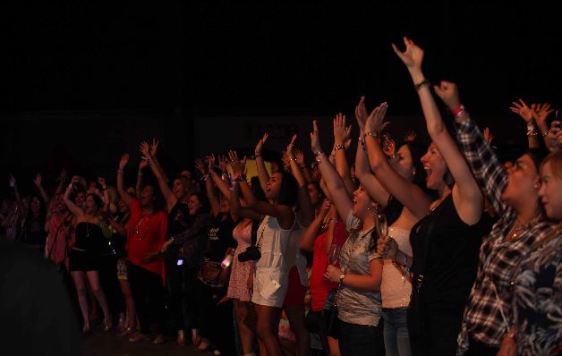 La mayoría de los asistentes al concierto eran mujeres. 