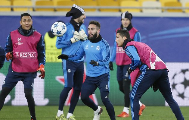 El Real Madrid se entrenó ayer en Ucrania a tempranas horas para su encuentro de hoy ante el Shakhtar Donetsk.  / EFE