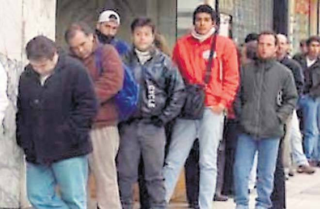 Desempleo era de 6.8% en tercer trimestre 2014.
