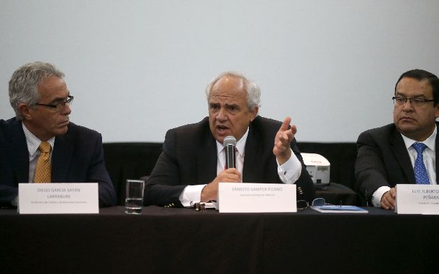 Unasur pide trabajar por la economía venezolana