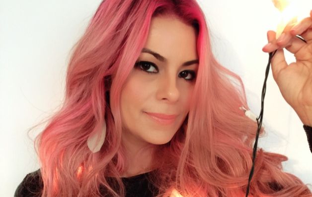 En el 2016 Olanda planea lanzar un CD infantil. En el 2016 Olanda planea lanzar un CD infantil.