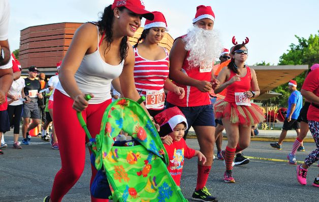 Los niños no querían perderse la colorida carrera. / Cortesía Los niños no querían perderse la colorida carrera. / Cortesía