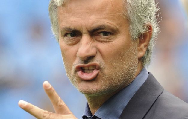 José Mourinho fue despedido del Chelsea. José Mourinho fue despedido del Chelsea.