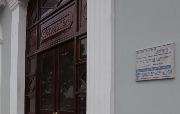 PAN Meduca diverted resources for multiple purchases . / Archive