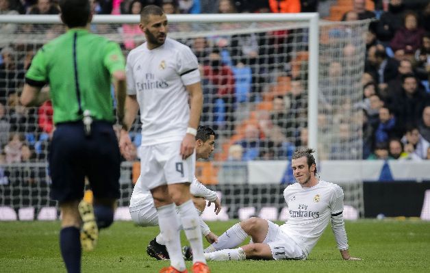 Gareth Bale se lesionó en el partido frente al Sporting de Gijón. / EFE
