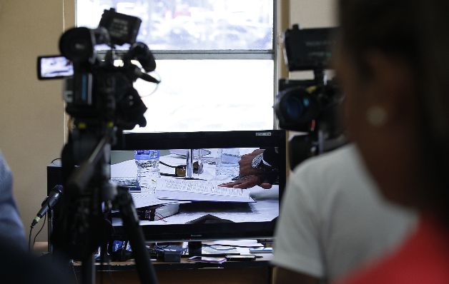 Warnings declaration: Lawyers of former President Ricardo Martinelli expressed in the processes that have been made in the Court against the former president have been proven violations of the Criminal Procedure Code.