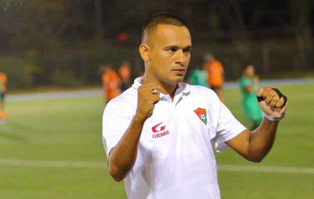 Mario 'Cholito' Méndez, técnico del Atlético Chiriquí / Cortesía LPF Un equipo que pone a soñar