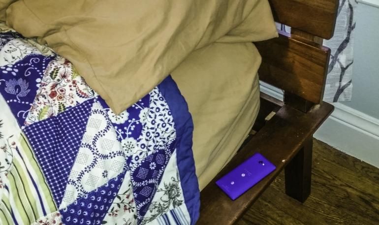 Una de las formas más fáciles de desconectar es ponerte música e ir a la cama a dormir, que es algo que relaja mucho. ¿Pero cómo voy a dejar la música encendida toda la noche? Pues para eso tienes esta "app" que automáticamente irá apagando la música. Pedirle un poquito de sal al vecino será más fácil con FragNebenan