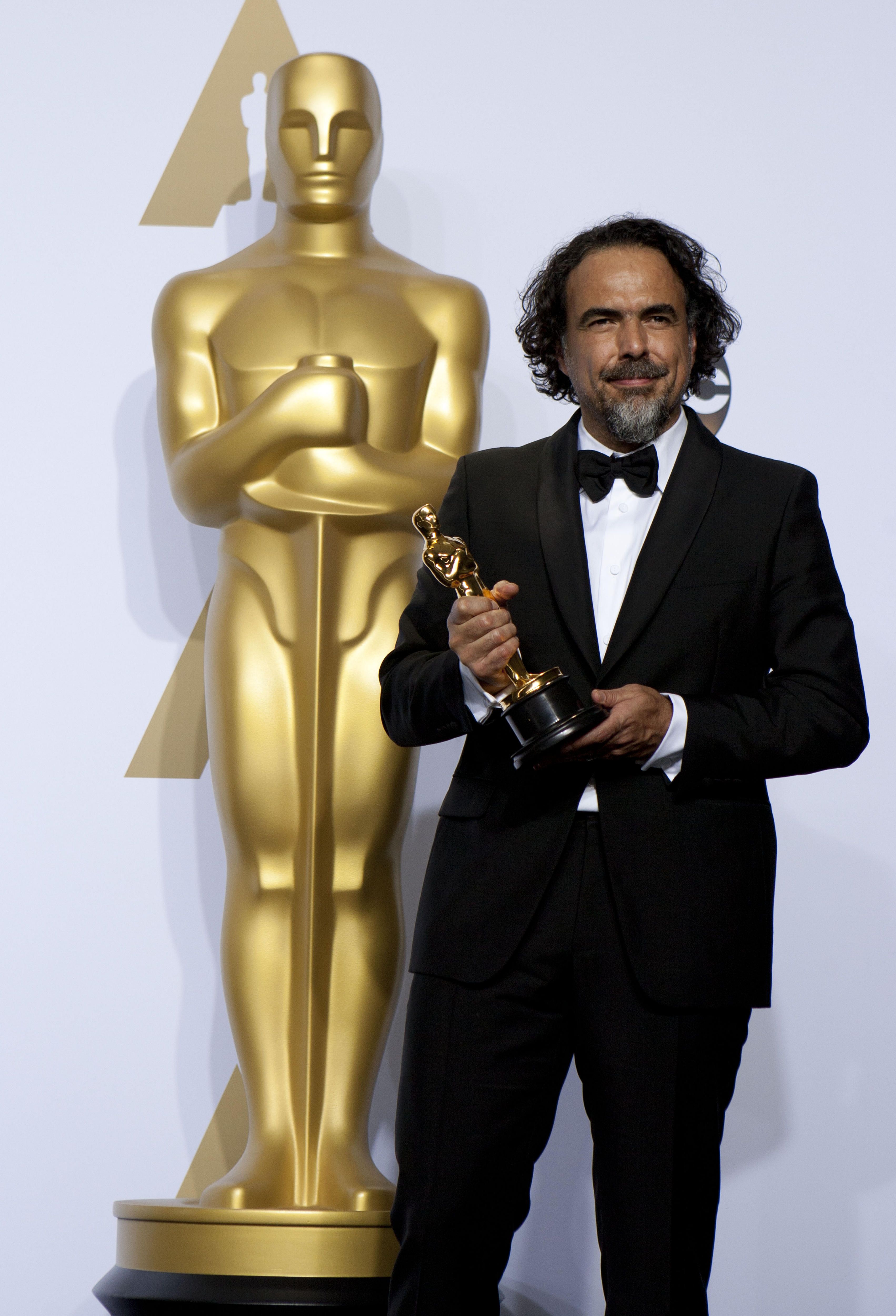 González Iñárritu hizo historia al ganar el premio por segunda ocasión. Premios envueltos en emociones y polémicas
