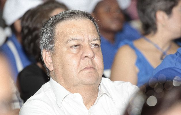  "Ministers do not measure up", after 20 months in office