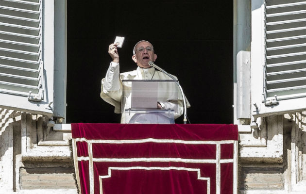 El papa Francisco durante el Ángelus. Foto: AP
