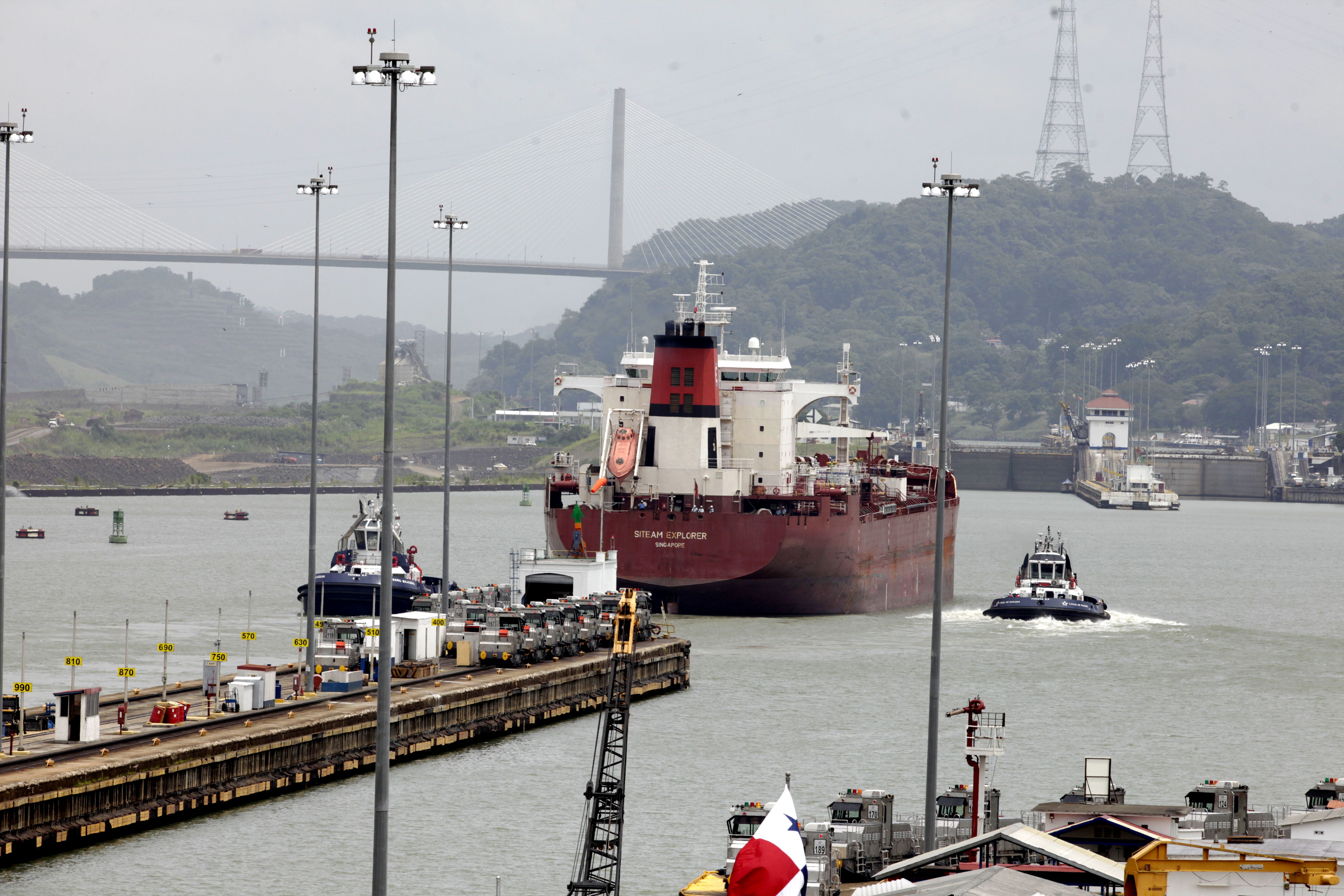 El Canal de Panamá pierde negocio por baja del petróleo 