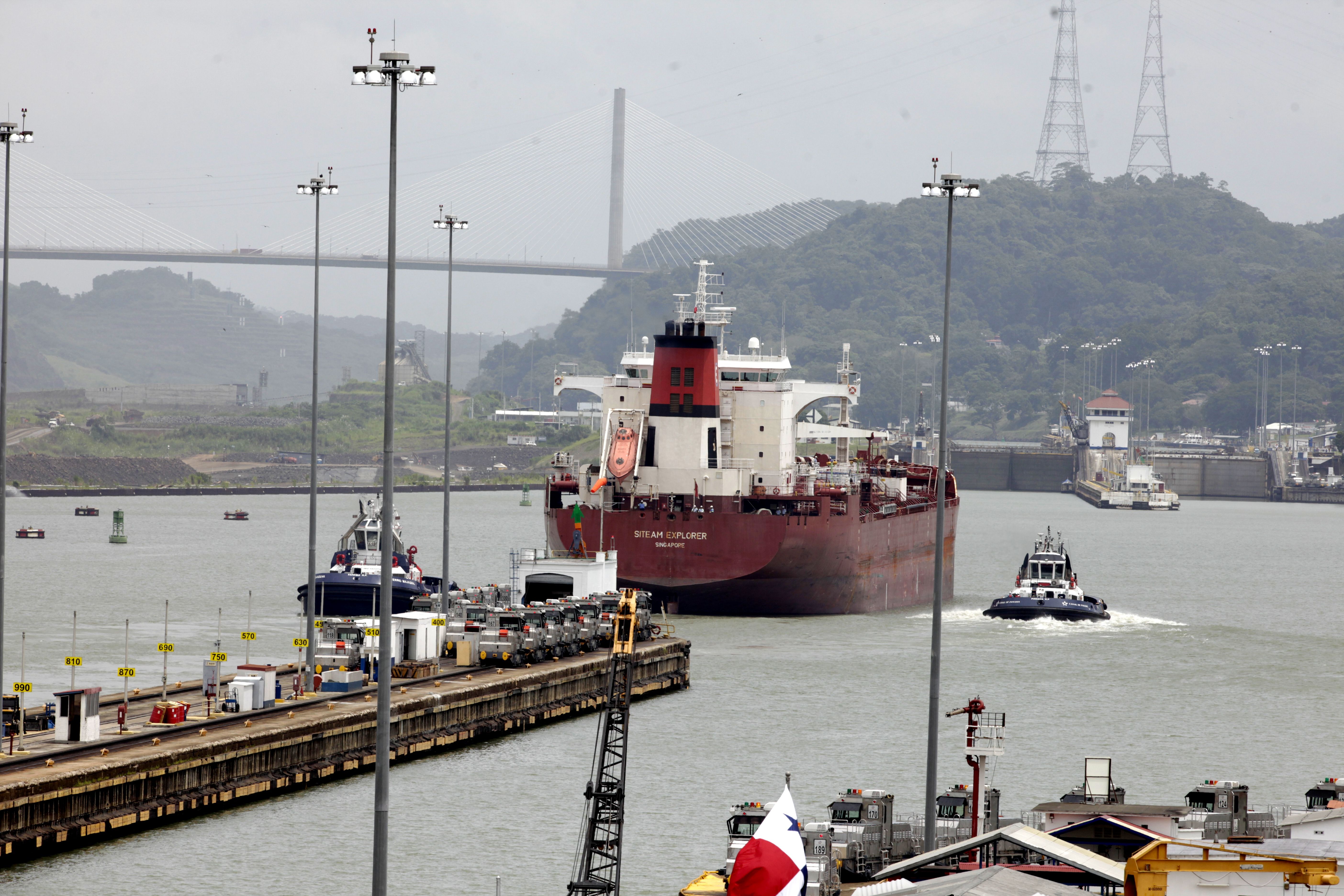 El Canal de Panamá pierde  negocio por baja del petróleo 