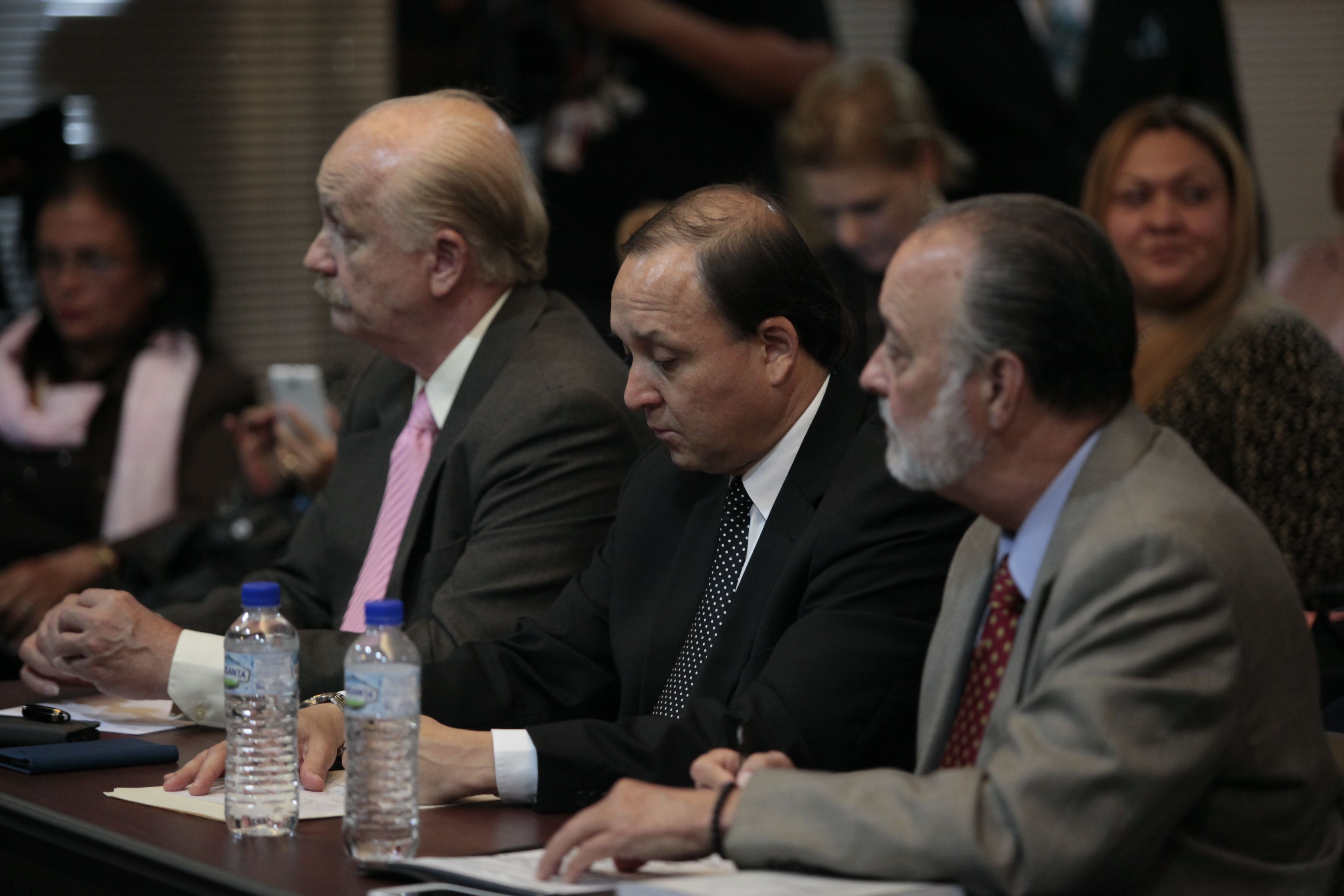 Pinilla arremete contra Maytín y fiscal electoral