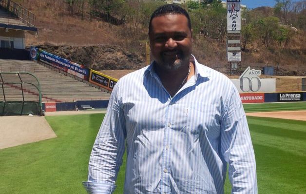 Carlos Lee, entrenador del equipo, recorrió ayer el Rod Carew. / Cortesía Carlos Lee, entrenador del equipo, recorrió ayer el Rod Carew. / Foto Cortesía