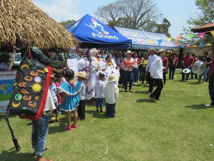 La feria agroturística  y artesanal en El Valle,     una actividad familiar 