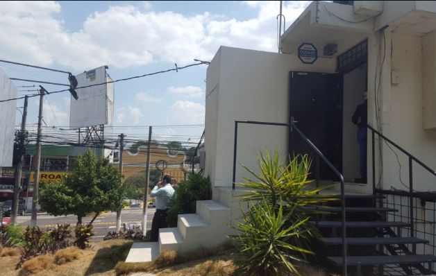 Momentos en que se da la acción judicial. / Prensa Gráfica El Salvador Mossack Fonseca conocía el objetivo de sus clientes