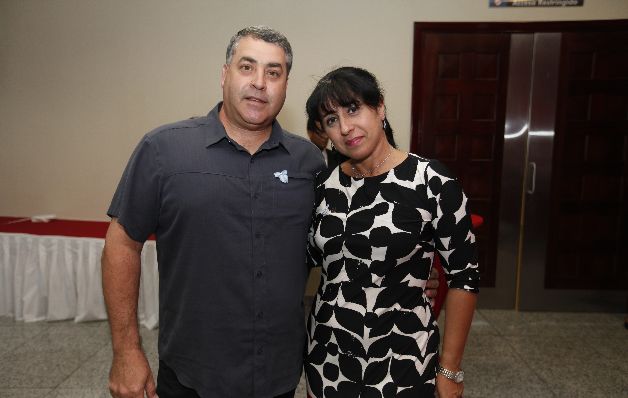 2. Gabriel Ontivero y Carina Muscara. 