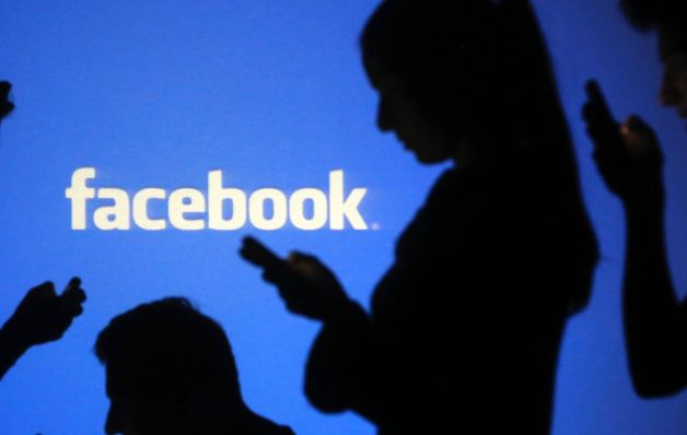 Facebook pretende sustituir a los trabajadores de atención al cliente por
