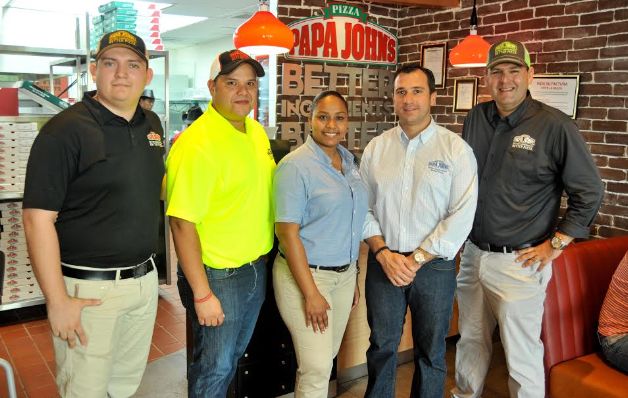 1. Lázaro Pacas, Andrés Adames, Karen Mena, David Fernández y David Vera.