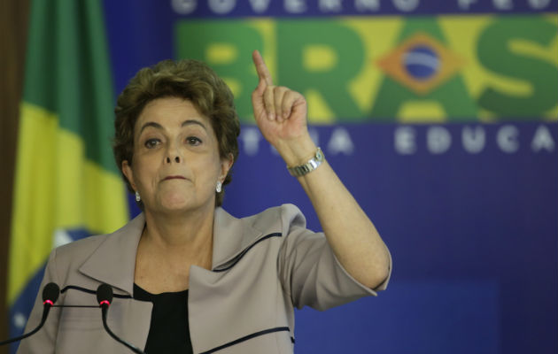 La presidenta de Brasil, Dilma  Rousseff, vive un momento político crucial.