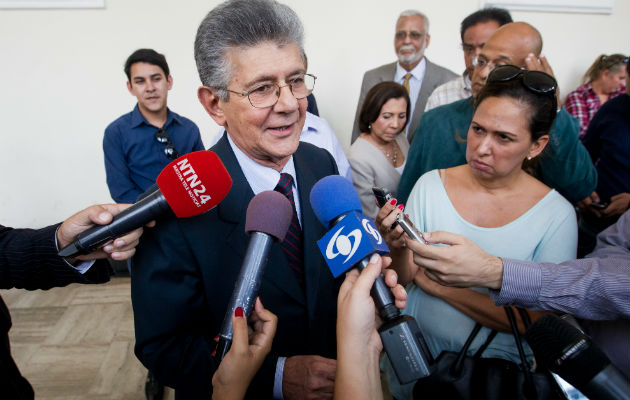 Hnery ramos Allup, presidente de la Asamblea Nacional de Venezuela. Foto/EFE