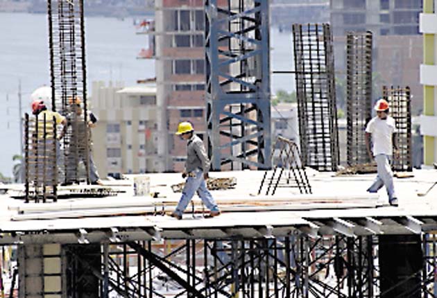 Lentitud del gobierno de Varela no contribuye a proyectar la economía