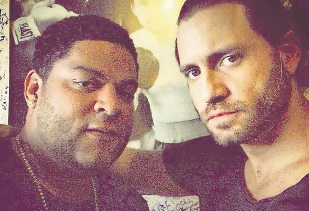 Junto a Edgar Ramirez.
