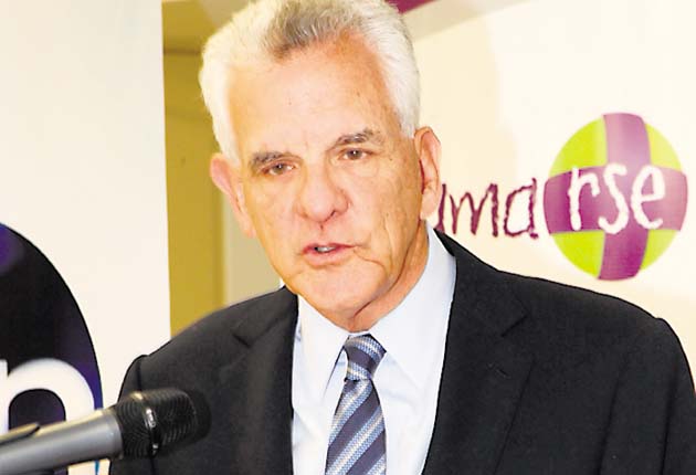 Stanley Motta estaría detrás de nombramientos.