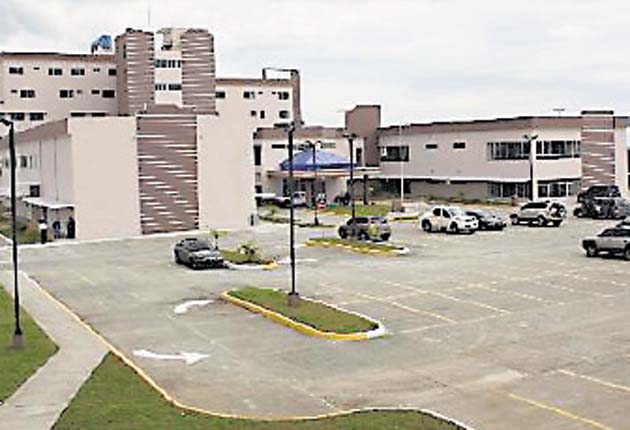 Se dilata reapertura del hospital Irma Lourdes Tzanetatos