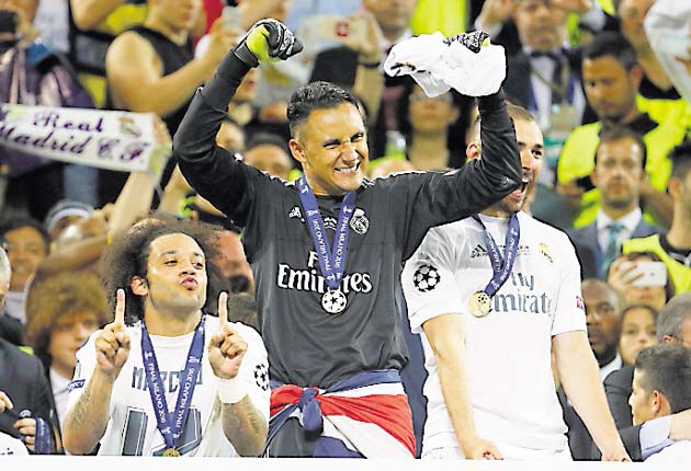 Costa Rica podría quedarse sin su arquero Keylor Navas