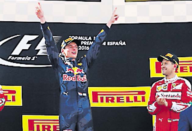 Sebastian Vettel destaca el logro del juvenil Max Verstappen