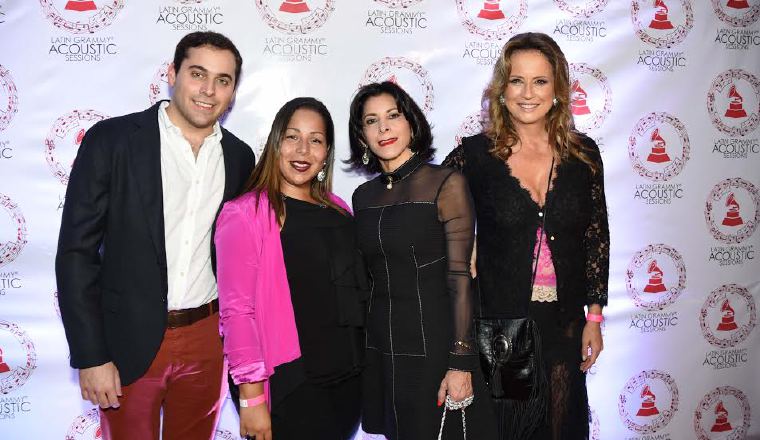 2. Diego Bronfenmajer, Marion Cruz, Cecilia Bronfenmajer y Mireya Cisneros.