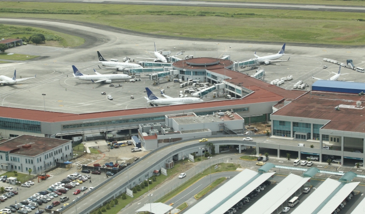 Tocumen S.A. asegura que lo que se busca es agilizar el  movimiento de aviones. /Foto Archivo