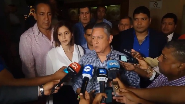 Panameñistas anunciando respaldo a Rubén De León.Foto/Twitter