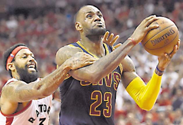 LeBron James se une a Russell con seis finales seguidas