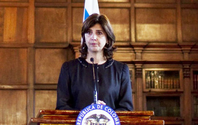 Canciller colombiana María Ángela Holguín.