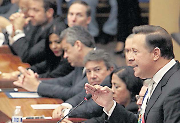 Varela impone línea del silencio a un Gabinete de ‘ministros tuiteros’