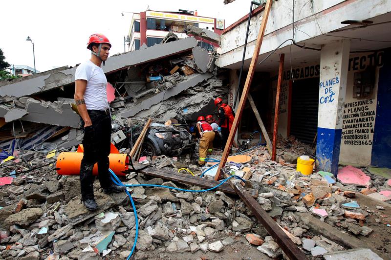 Terremoto de Ecuador en abril. Foto/ EFE